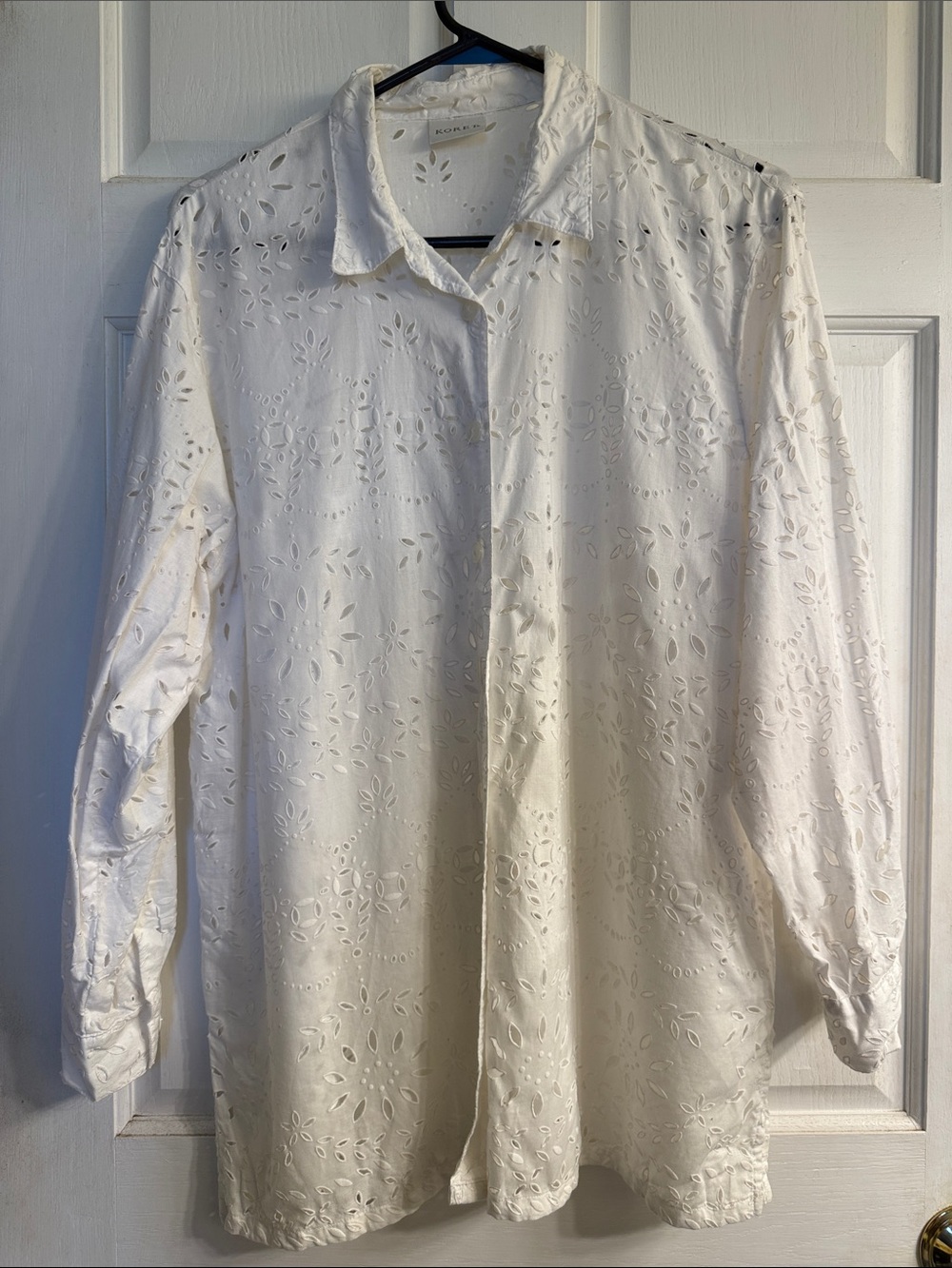 Koret White Eyelet Button-Down Shirt